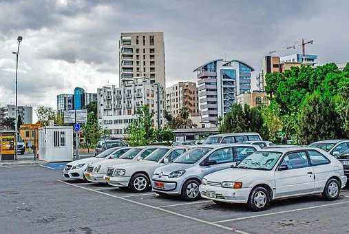 Contiene información del Vehículos Expuestos a Riesgo de los ramos Automotores, Motos y Transporte Público de Pasajeros , por Aseguradora y por Tipo de Vehículo