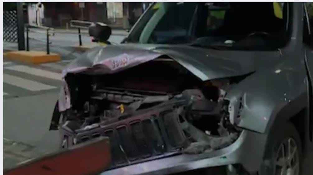 El accidente ocurrió en Belgrano. El conductor, de 57 años, circulaba con 1,05 gramos por litro de alcohol en sangre. Quedó detenido