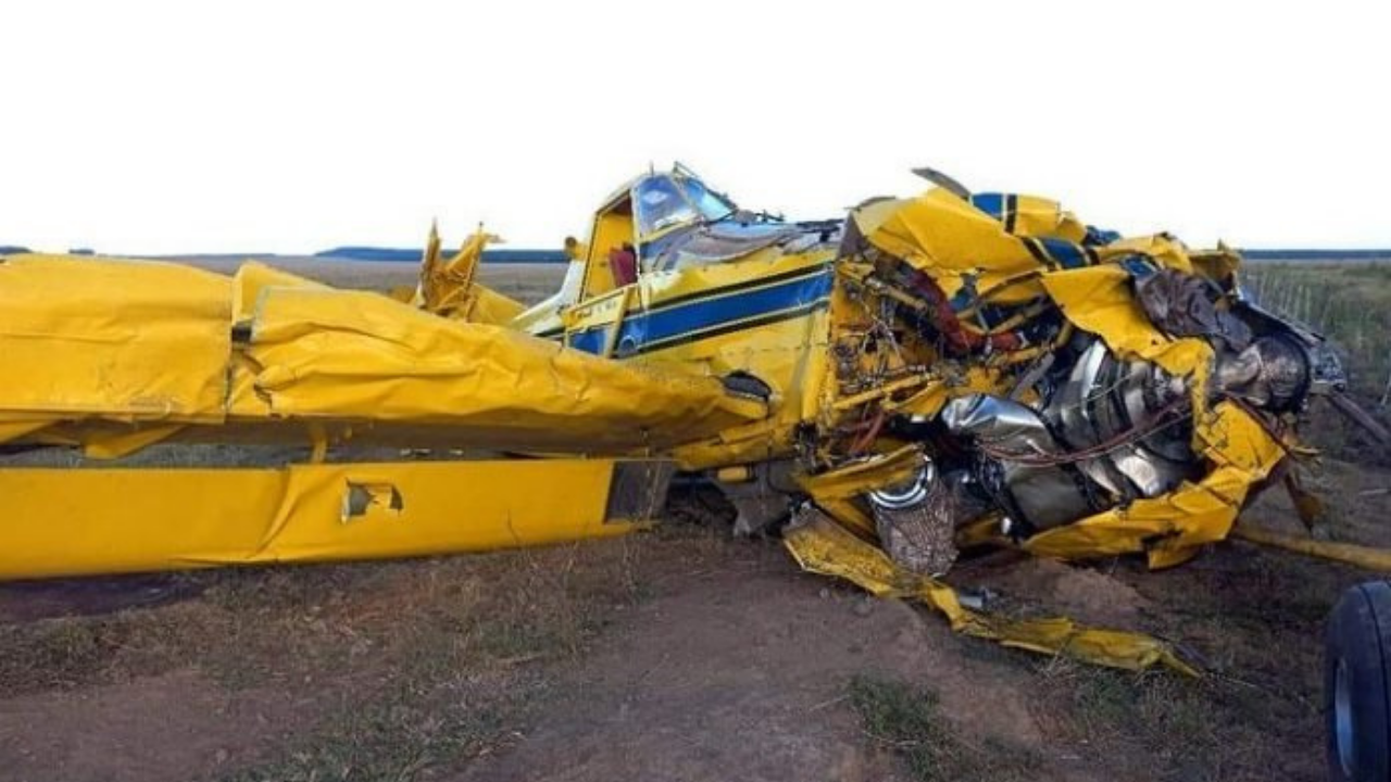 Un avión hidrante cayó al suelo cuando despegó de una pista en Santo Tomé, Corrientes...