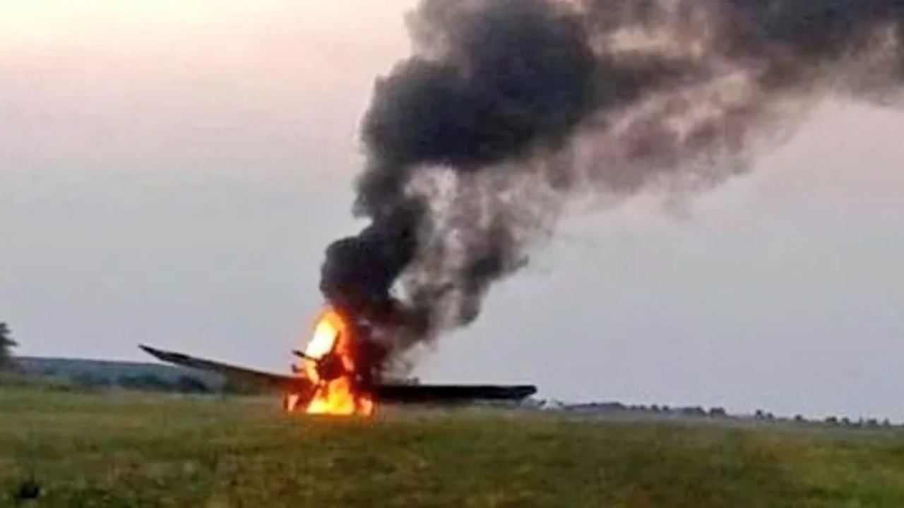 El piloto no se encontraba a bordo al momento del accidente, por lo que no hubo que lamentar víctimas fatales ni heridos.