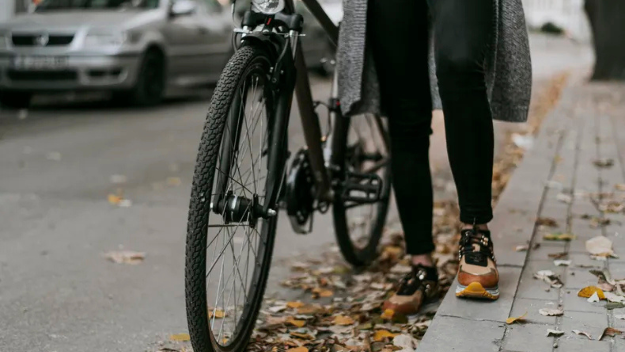 La justicia dictó sentencia en un juicio civil y condenó a la Municipalidad de Mendoza y Vialidad Provincial por un accidente en bicicleta.