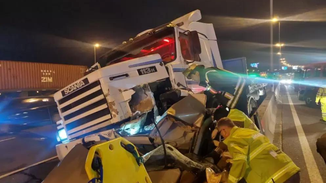 Buscan al vehículo que comenzó todo el accidente.