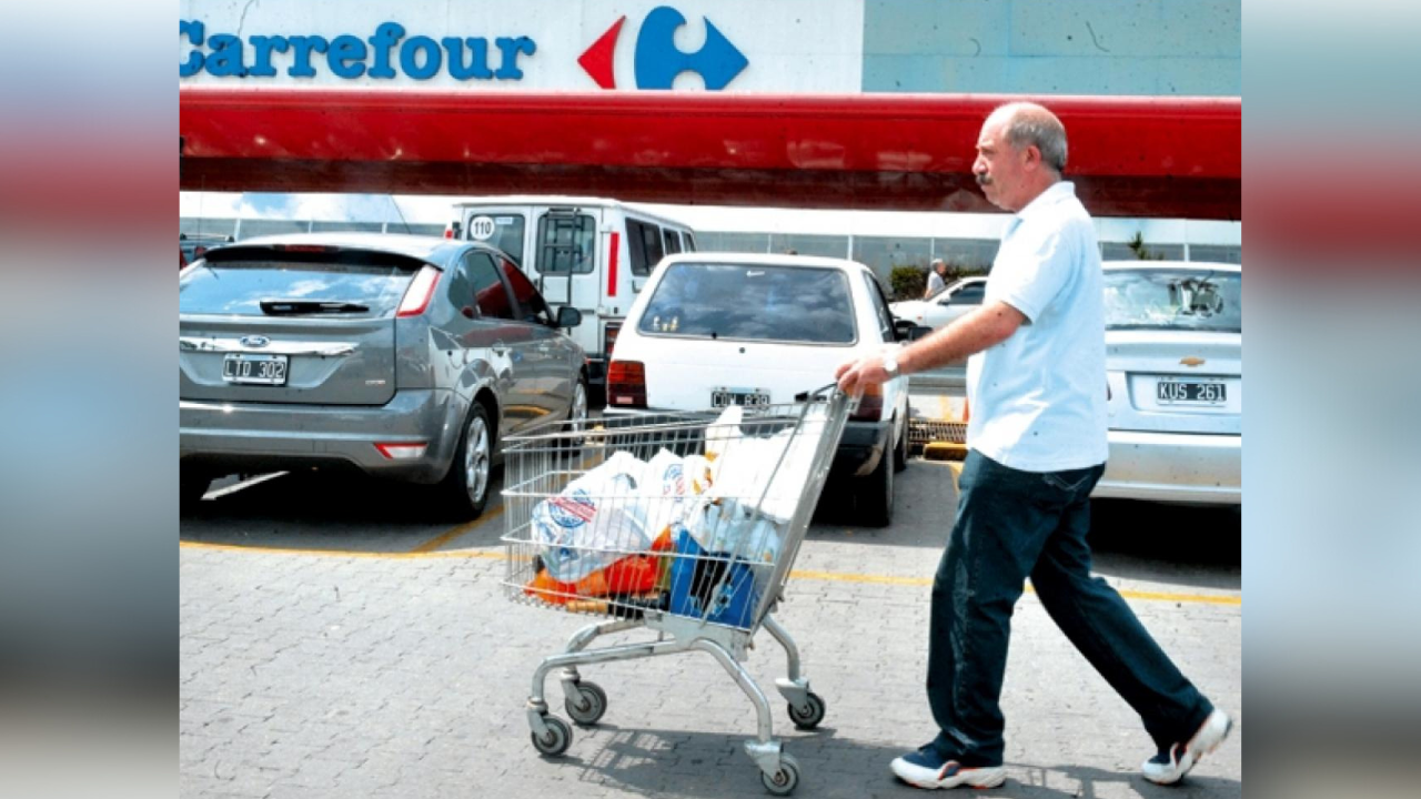 Un supermercado deberá abonarle una cifra millonaria a una mujer de 80 años que sufrió un accidente en una de sus sucursales y quedó con secuelas incapacitantes de por vida.