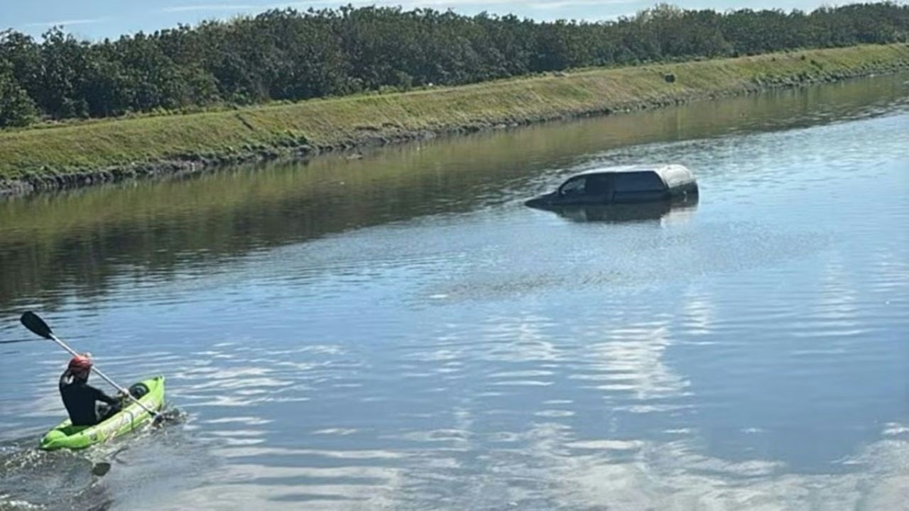 La maniobra para engañar a su compañía de seguro con un supuesto robo, terminó con la detención de un hombre, luego de que su camioneta apareciera en un arroyo.