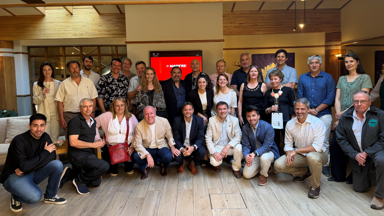 La compañía aseguradora celebró el aniversario de su sucursal barilochense, evidencia de una historia que se ha escrito con evolución, compromiso y cercanía.