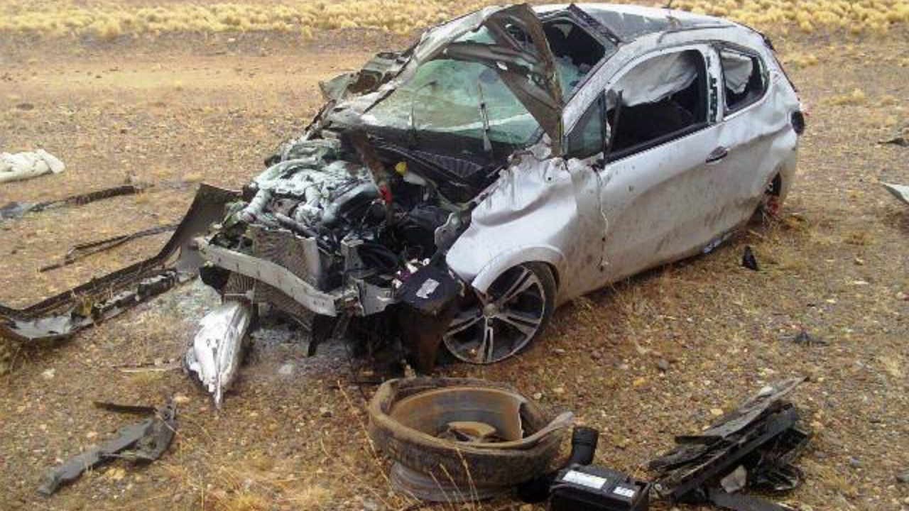 La familia de Buenos Aires estaba de viaje por Santa Cruz cuando protagonizaron un accidente, tras chocar con una guanaco. Y la sorpresa fue cuando regresaron a buscar su auto y constataron que les habían robado.