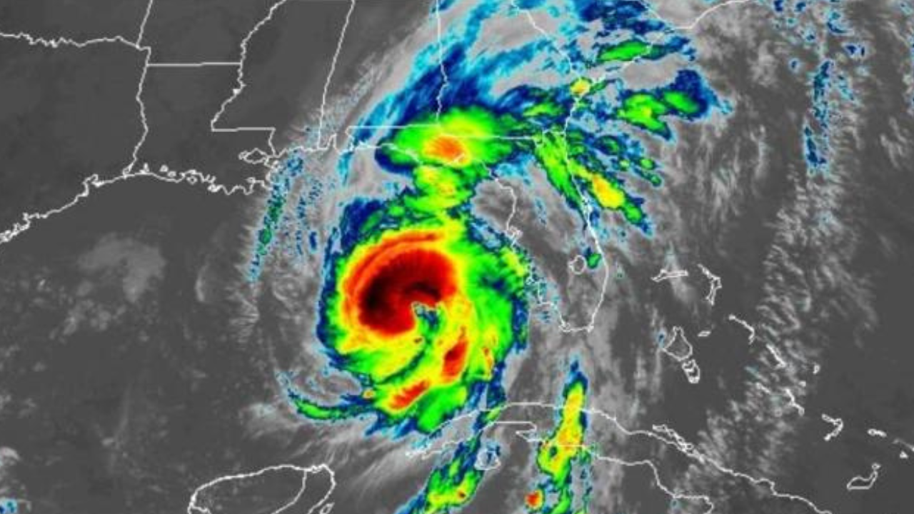 Se reportaron muertes en Florida, Georgia, Carolina del Sur y Virginia. Afirma que la reconstrucción será lenta y difícil.