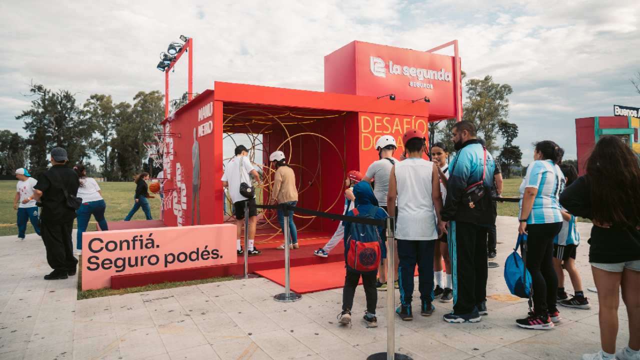 La compañía acompañó el evento que tuvo a Manu Ginóbili, su embajador de marca, como figura estrella, a 20 años de la gloria.