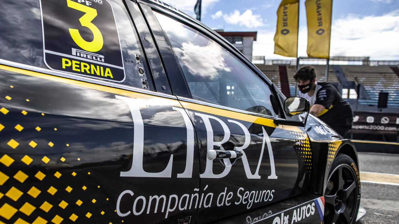 Libra Seguros es el nuevo Sponsor oficial del Renault Castrol Team en el Súper TC2000, y realizó su presentación este último fin de semana en los 200kmBA, en el autódromo de Buenos...