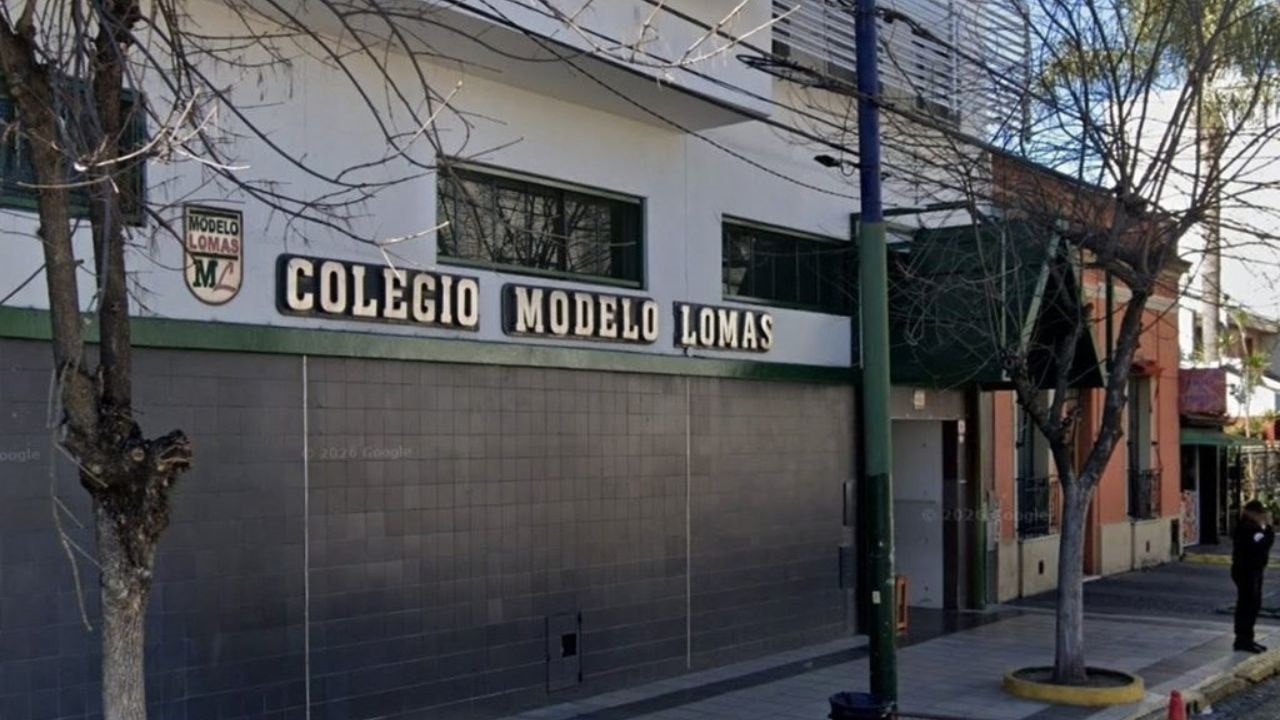 El colegio, el Modelo de Lomas de Zamora, resolvió que los menores involucrados no vuelvan a la presencialidad y no renovará sus matrículas para 2027.