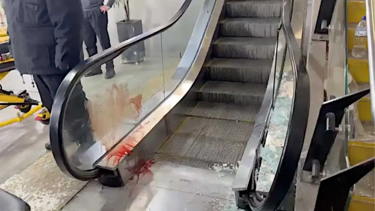 Un desperfecto técnico en la parada del tren Belgrano Sur en Nueva Pompeya provocó una violenta caída múltiple. El SAME desplegó 16 ambulancias y trasladó a cinco pasajeros, entre los afectados hubo un bebé de un año. El accidente reflotó el fantasma de una reciente tragedia en Estados Unidos.
