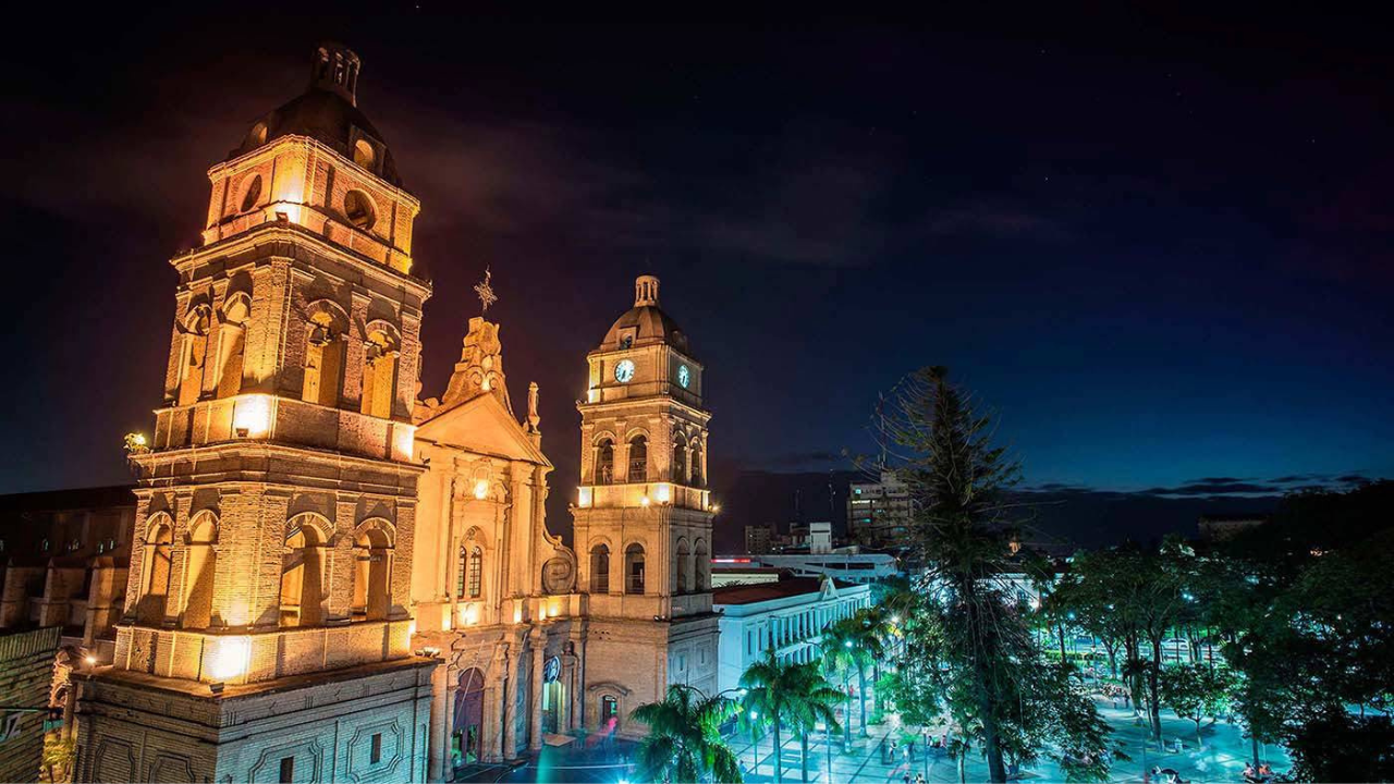 La II Cumbre Iberoamericana del Seguro es organizada por la Alianza del Seguro y se realizará del 8 al 10 de junio en el Auditorio Hotel Los Tajibos, Santa Cruz de la Sierra, Bolivia...