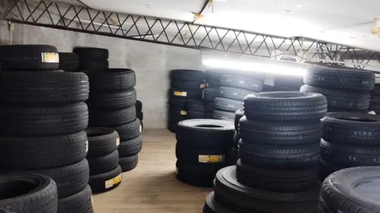 Las Fuerzas Federales desbarataron una banda dedicada al contrabando de neumáticos en Entre Ríos. Hubo 27 allanamientos simultáneos.