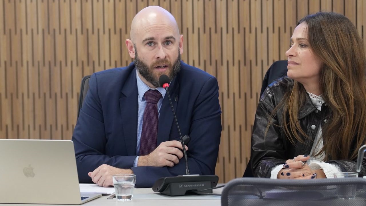 AAPAS participó de una reunión de la Comisión de Comercio de la Cámara de Diputados y llevó al Congreso la mirada de una actividad que reúne a casi 53.000 Productores Asesores, interviene en cerca del 70% de la comercialización de seguros.