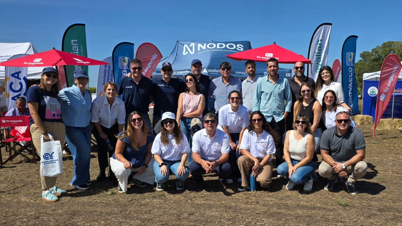 La compañía presentó su propuesta integral de coberturas para el sector agropecuario en el evento que convocó a más de 1100  productores en la Cooperativa La Violeta.