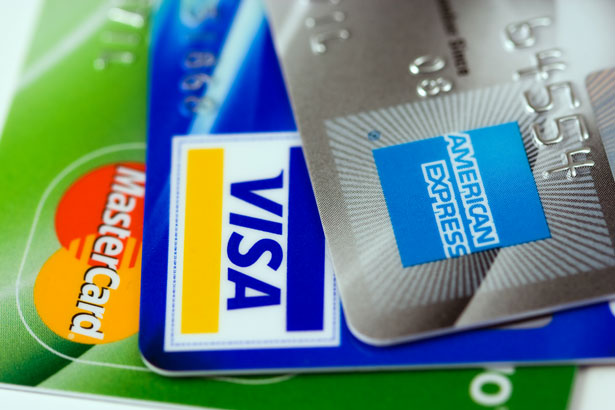 Se trata de tarjetas de crédito de por lo menos 500 entidades financieras, en más de 100 países del mundo, incluida la Argentina...