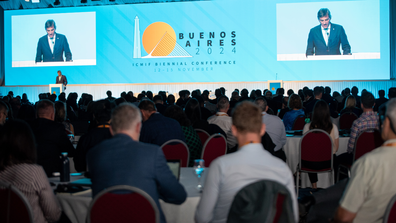 Comenzó en Argentina la conferencia bienal que convoca a los líderes mundiales de las cooperativas y mutuales del sector asegurador.